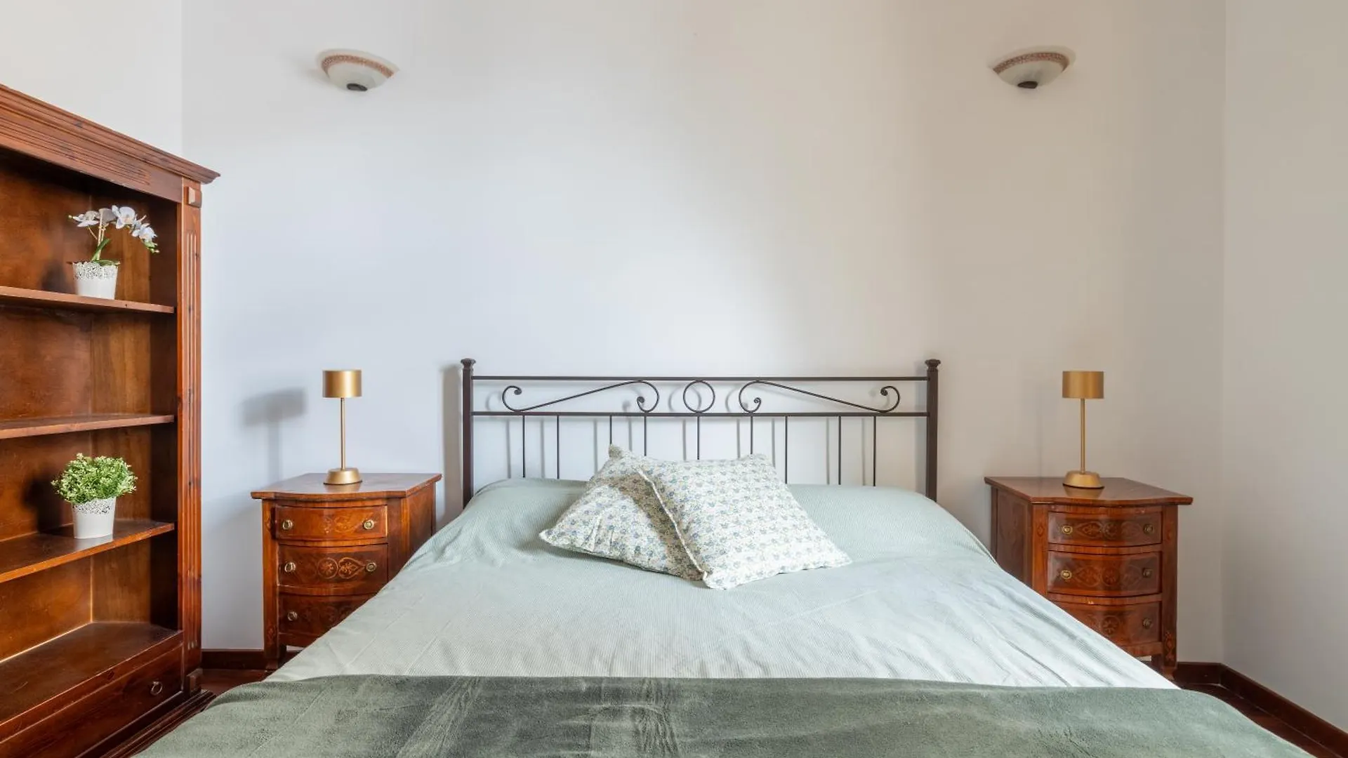 Luxury Apartment In The Heart Of Rome - Near Metro A And B Italy